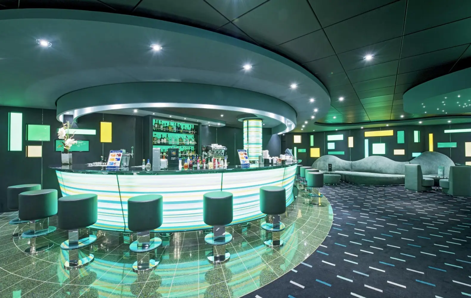 pr_07_the-green-sax-jazz-bar-(4).jpg