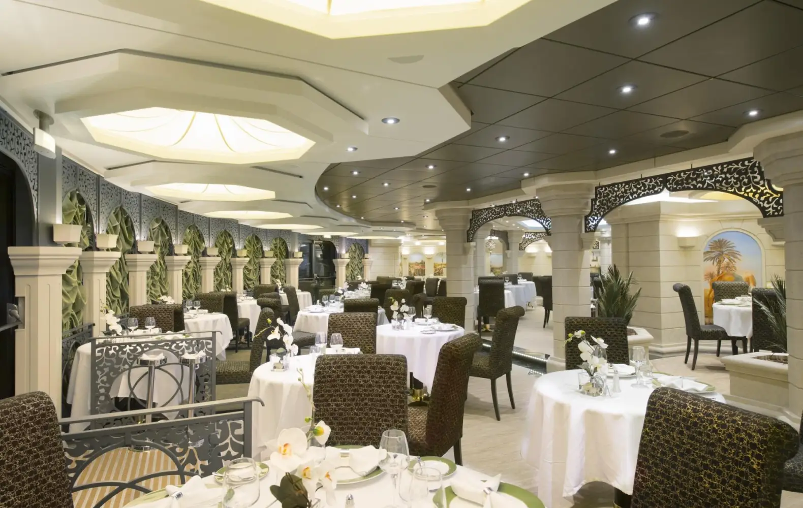 pr_15_la-palmeraie-restaurant-(3).jpg