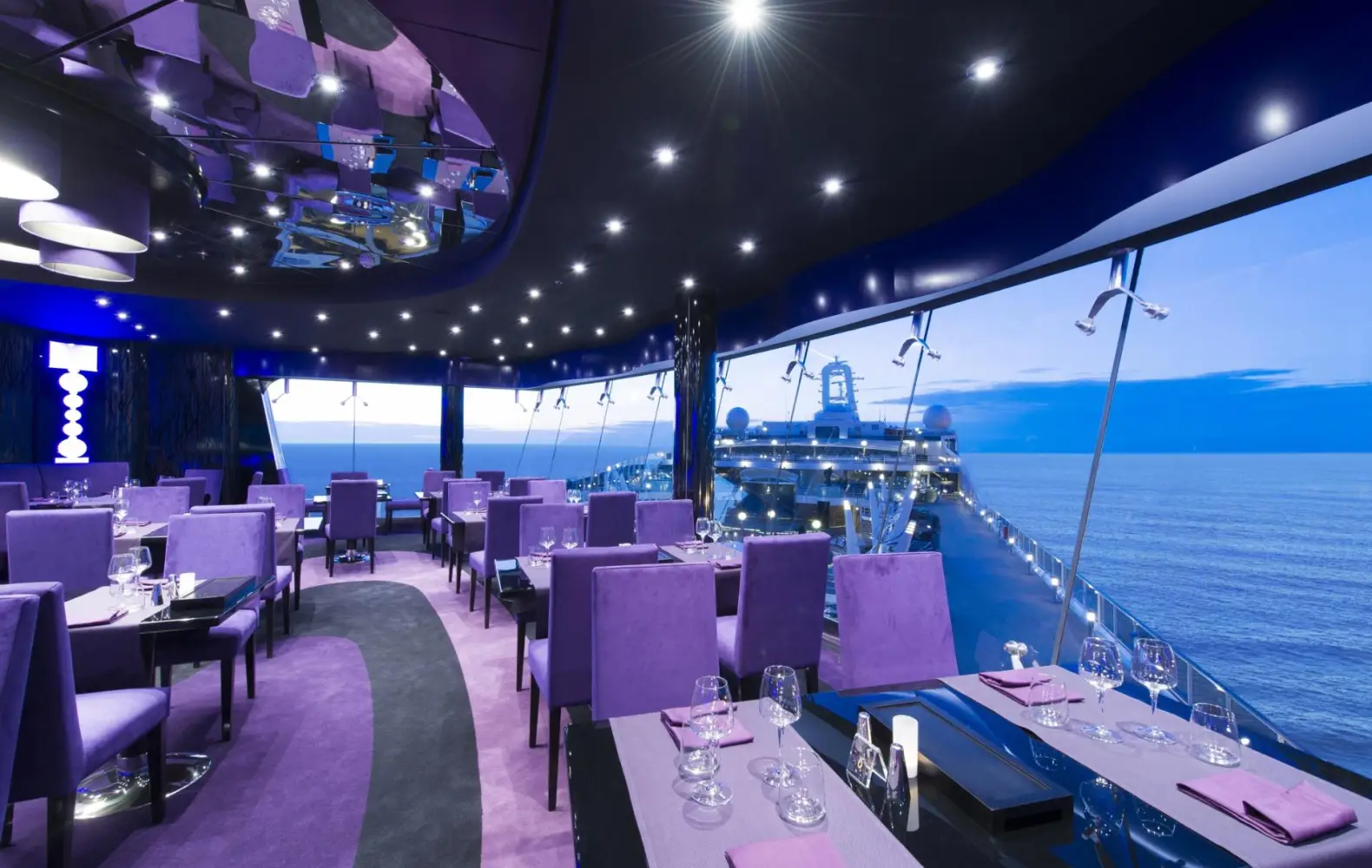 pr_16_galaxy-lounge-(1).jpg