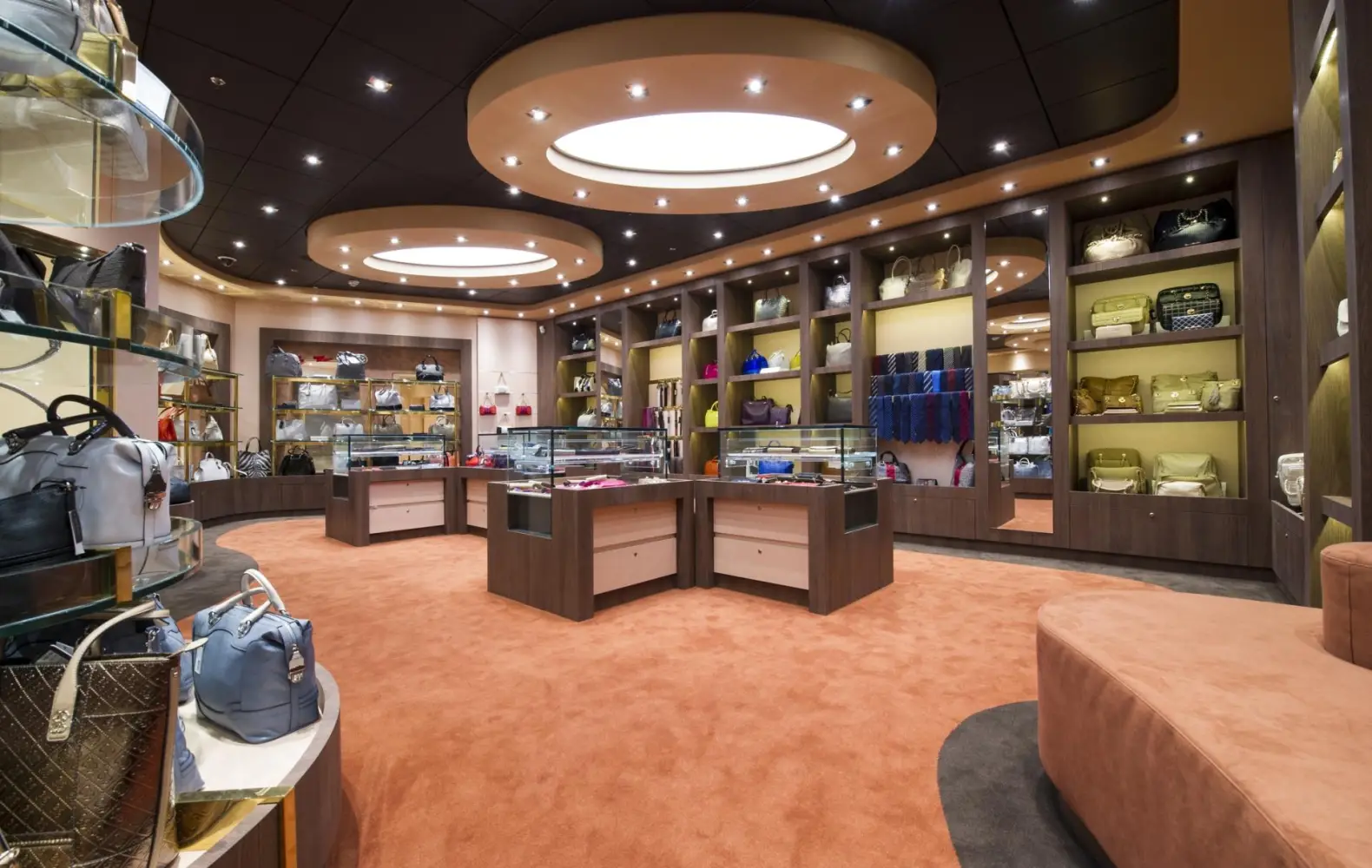 pr_06-07_shops-(6).jpg