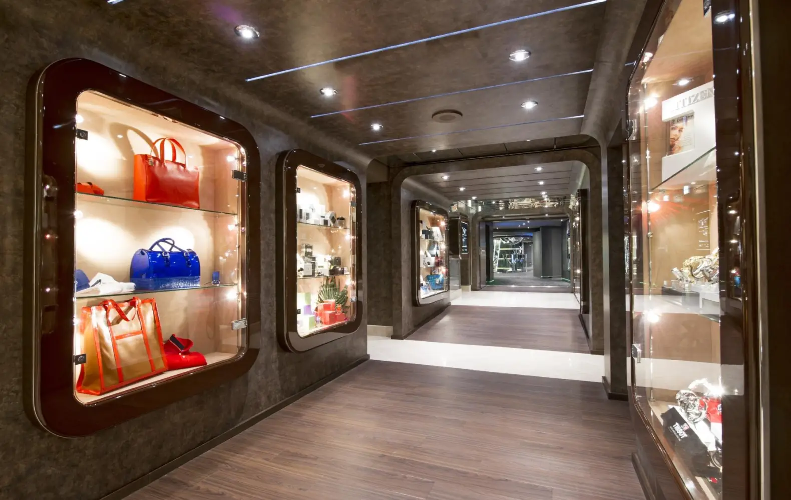 pr_06-07_shops-(8).jpg