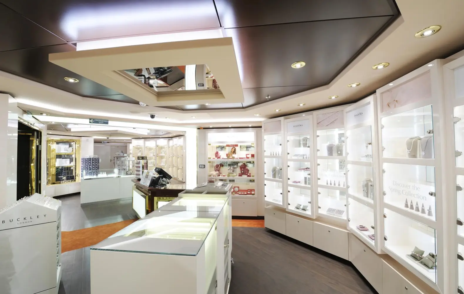 pr_06-07_shops-(9).jpg
