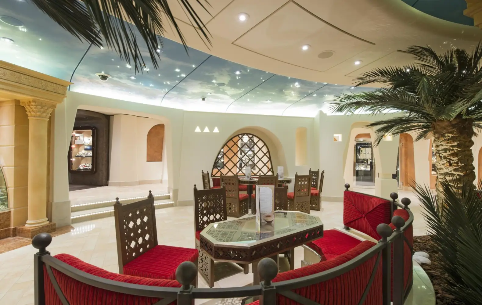 pr_06_phoenician-plaza-(2).jpg