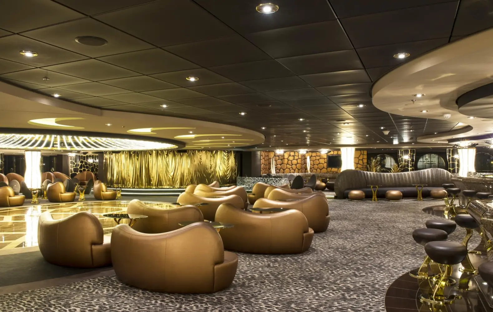pr_07_safari-lounge-(1).jpg
