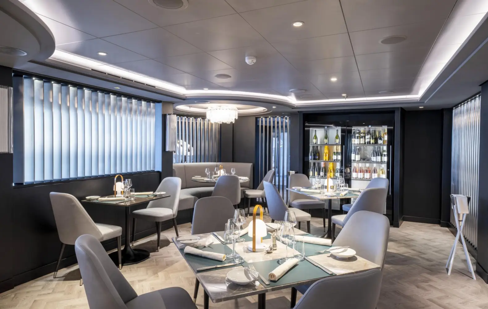 sc_08_ocean-cay-restaurant-(1).jpg