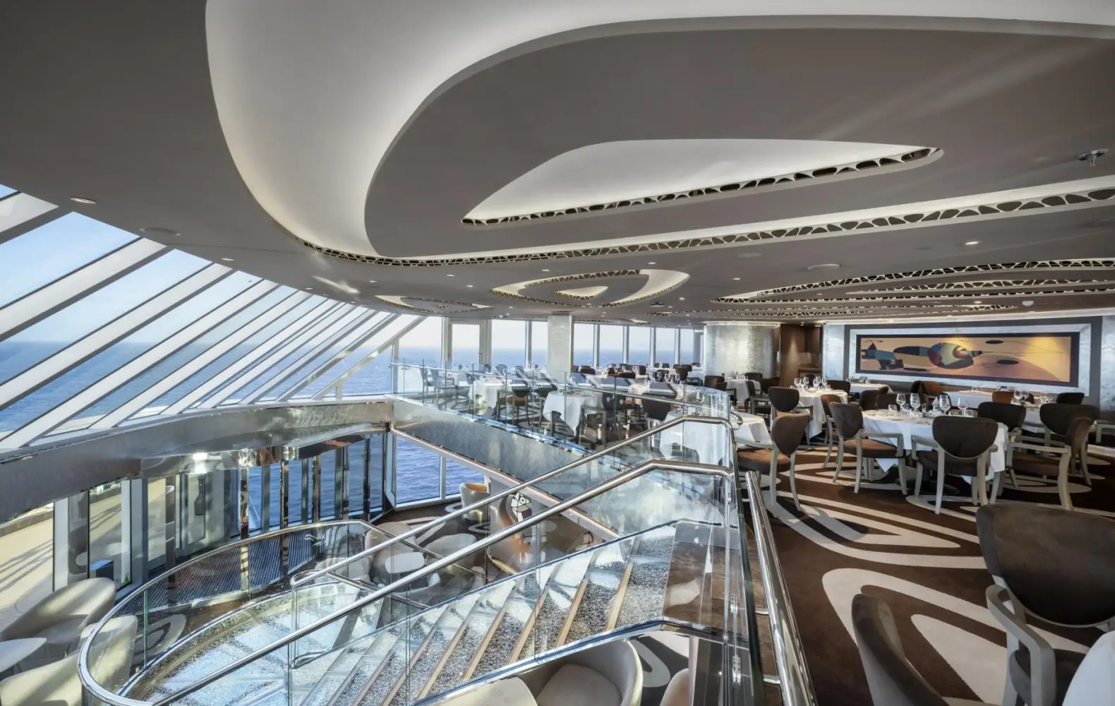 sc_18_msc-yacht-club-restaurant-(4).jpg