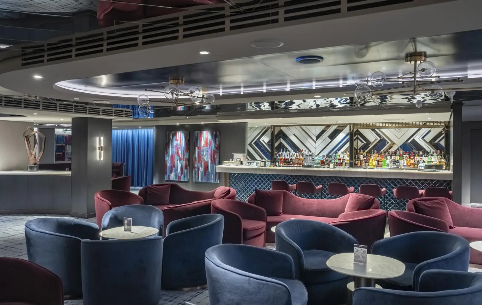 sc_08_uptown-lounge-(4).jpg