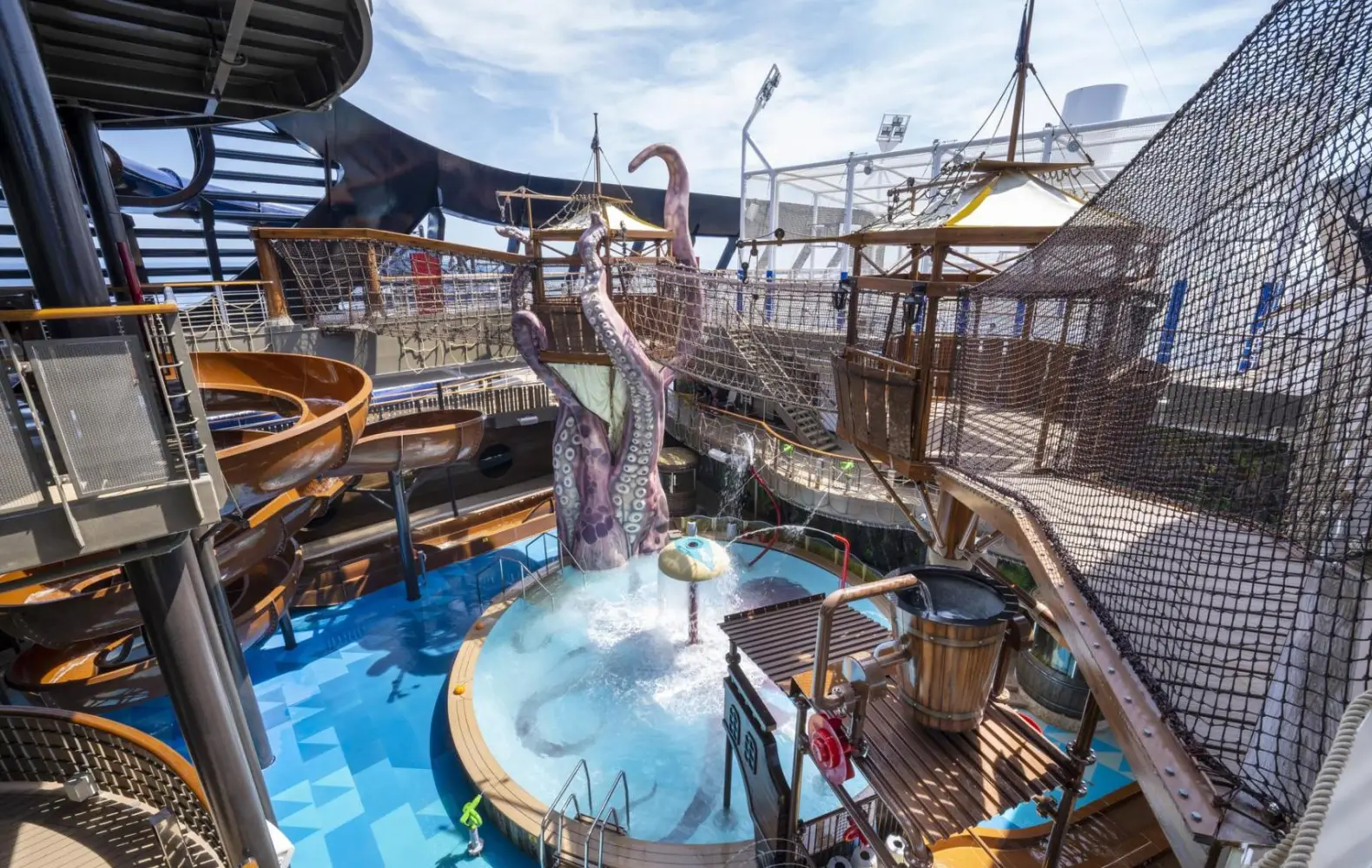 sc_19-20_pirates-cove-aquapark-(5).jpg