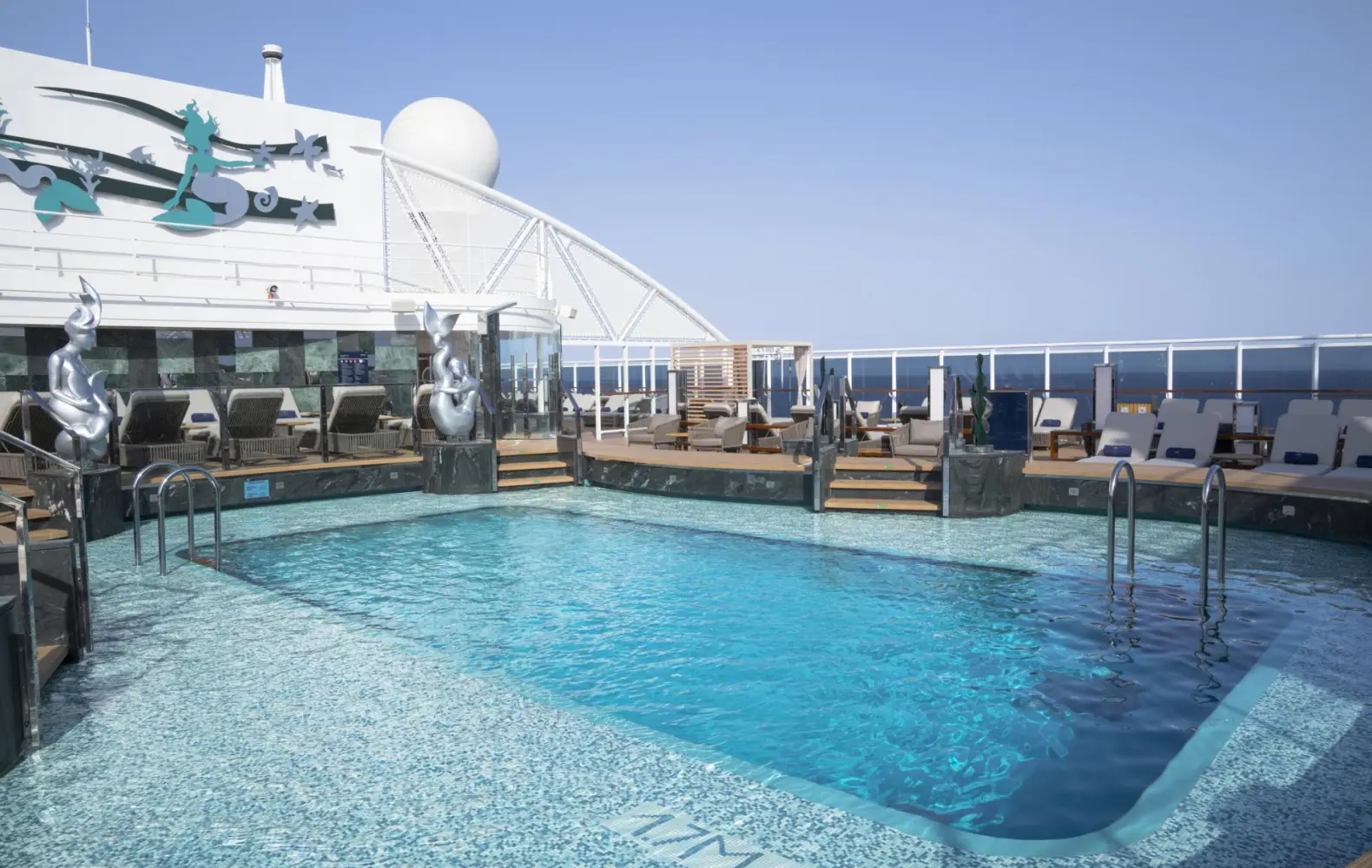 sc_20_the-one-pool-(3).jpg