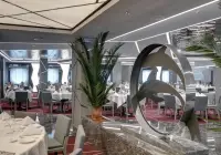 sv_06_silver-dolphin-restaurant-(1).jpg
