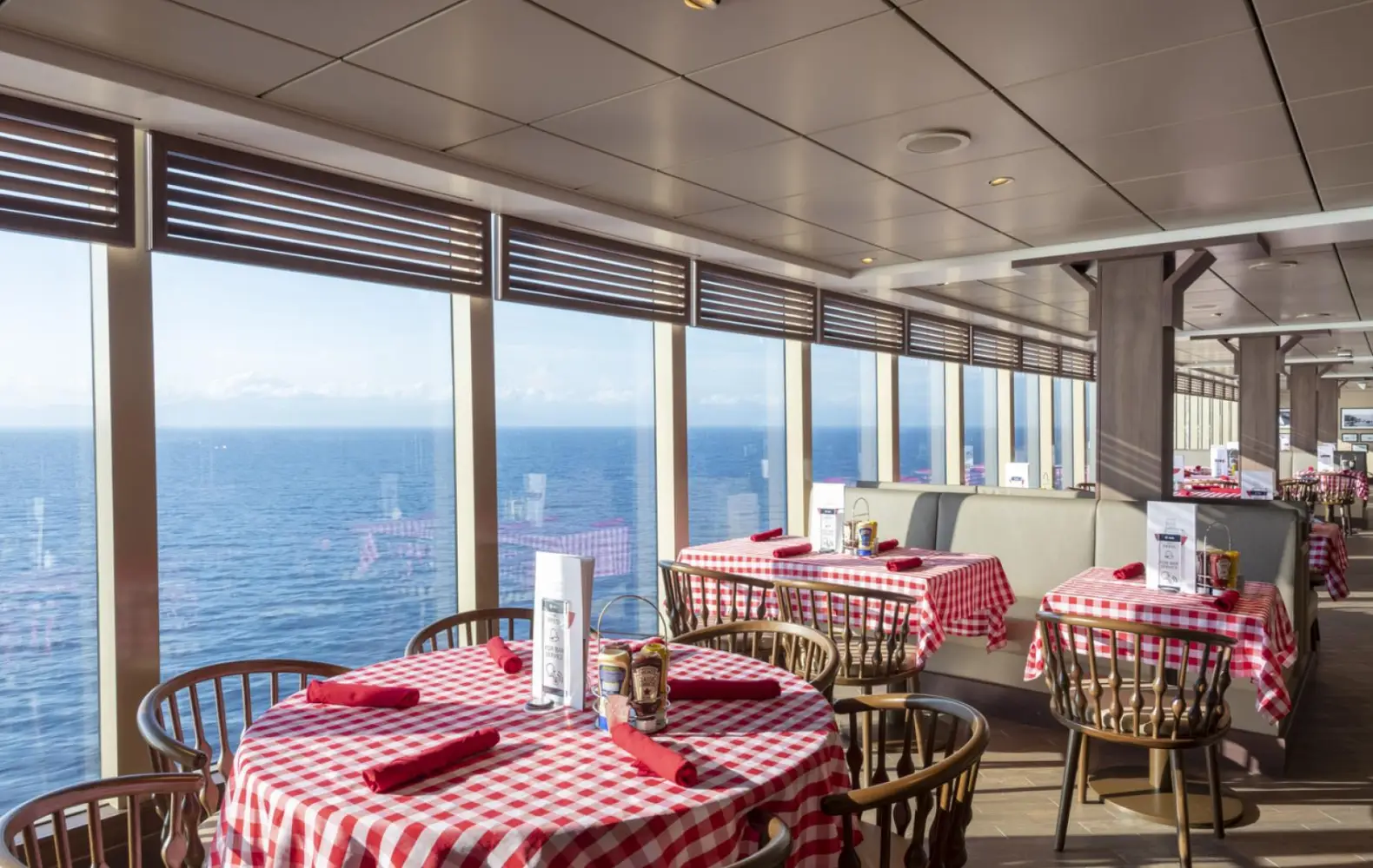 sv_16_ocean-point-restaurant-and-buffet-(2).jpg