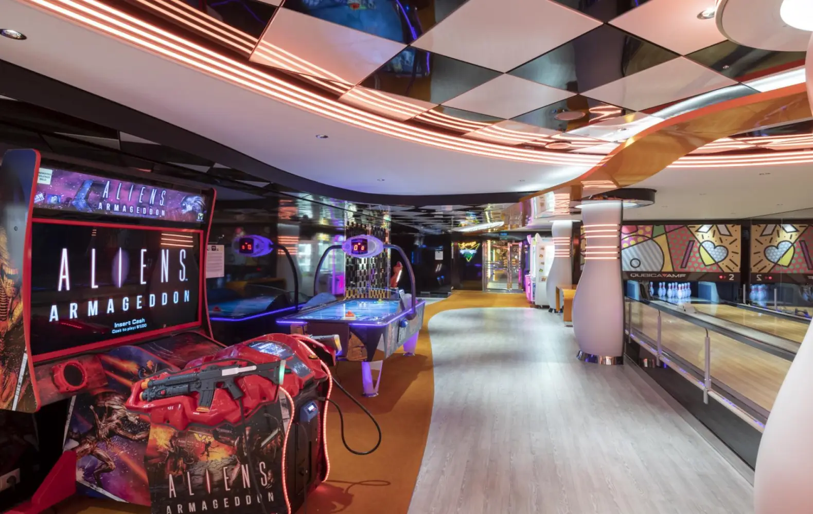 sv_07_arcade-games-and-bowling.jpg