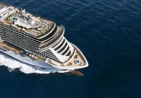 sv_19_msc-yacht-club-pool.jpg
