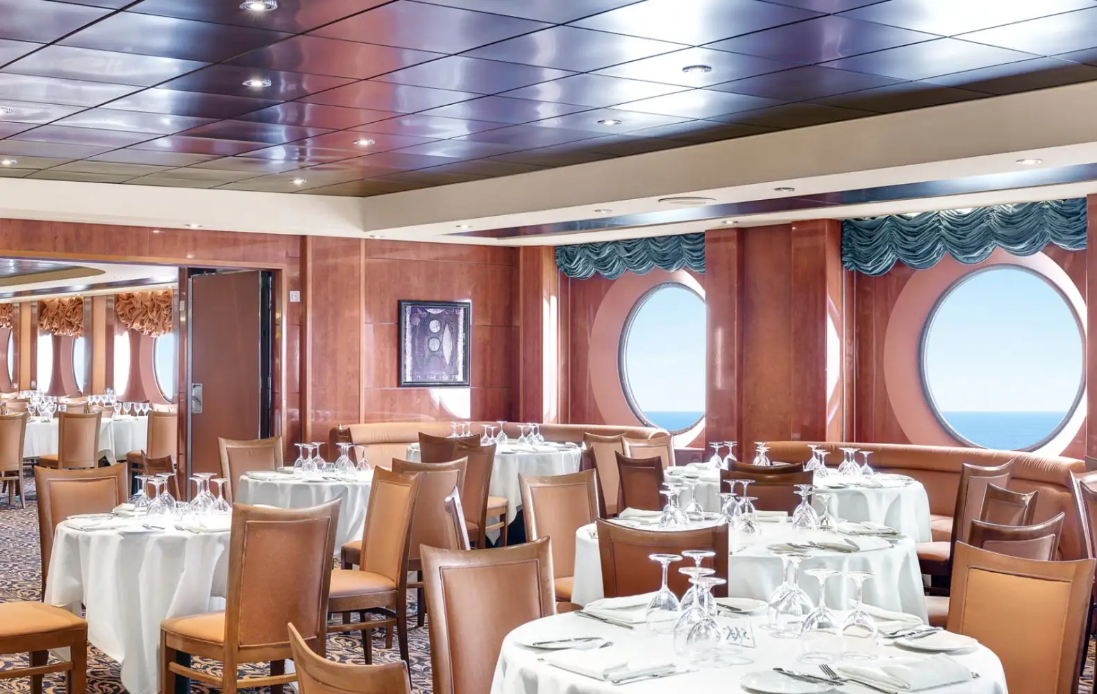 sx_05_il-galeone-restaurant-(9).jpg