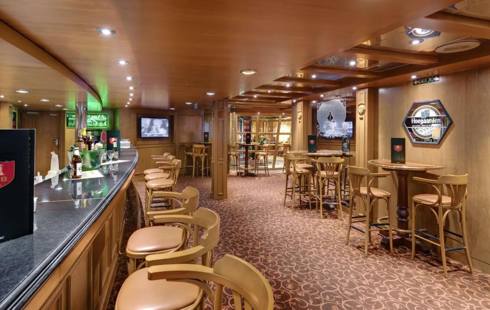 sx_05_shelaghs-house-irish-pub-(2).jpg