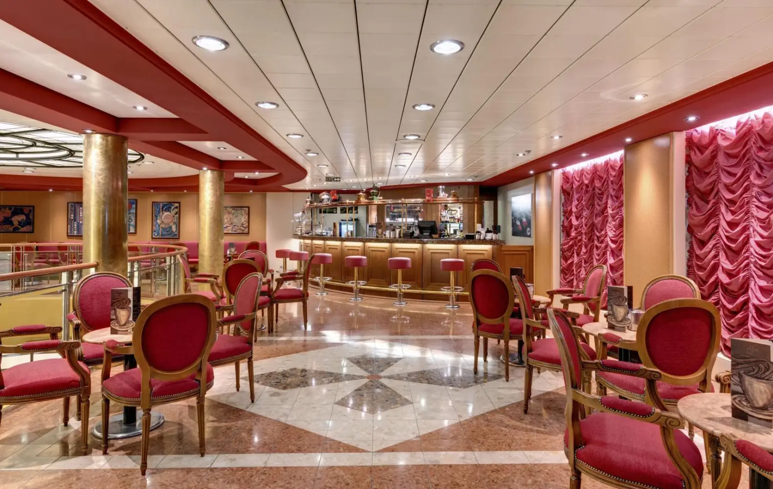 sx_06_cafe-le-baroque-(1).jpg