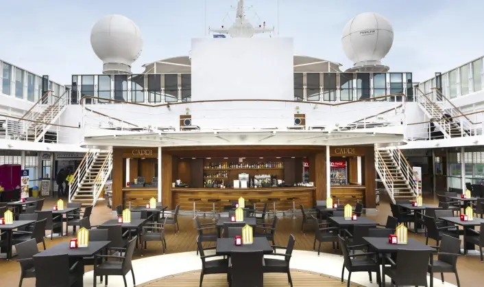 sx_11_capri-bar-(3).jpg