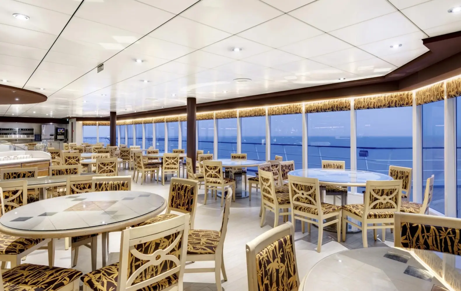 sx_11_la-terrazza-buffet-(2).jpg