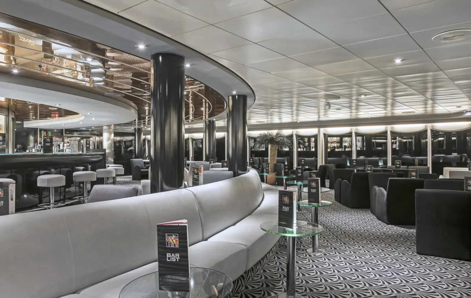 sx_12_pasha-disco-club-(3).jpg