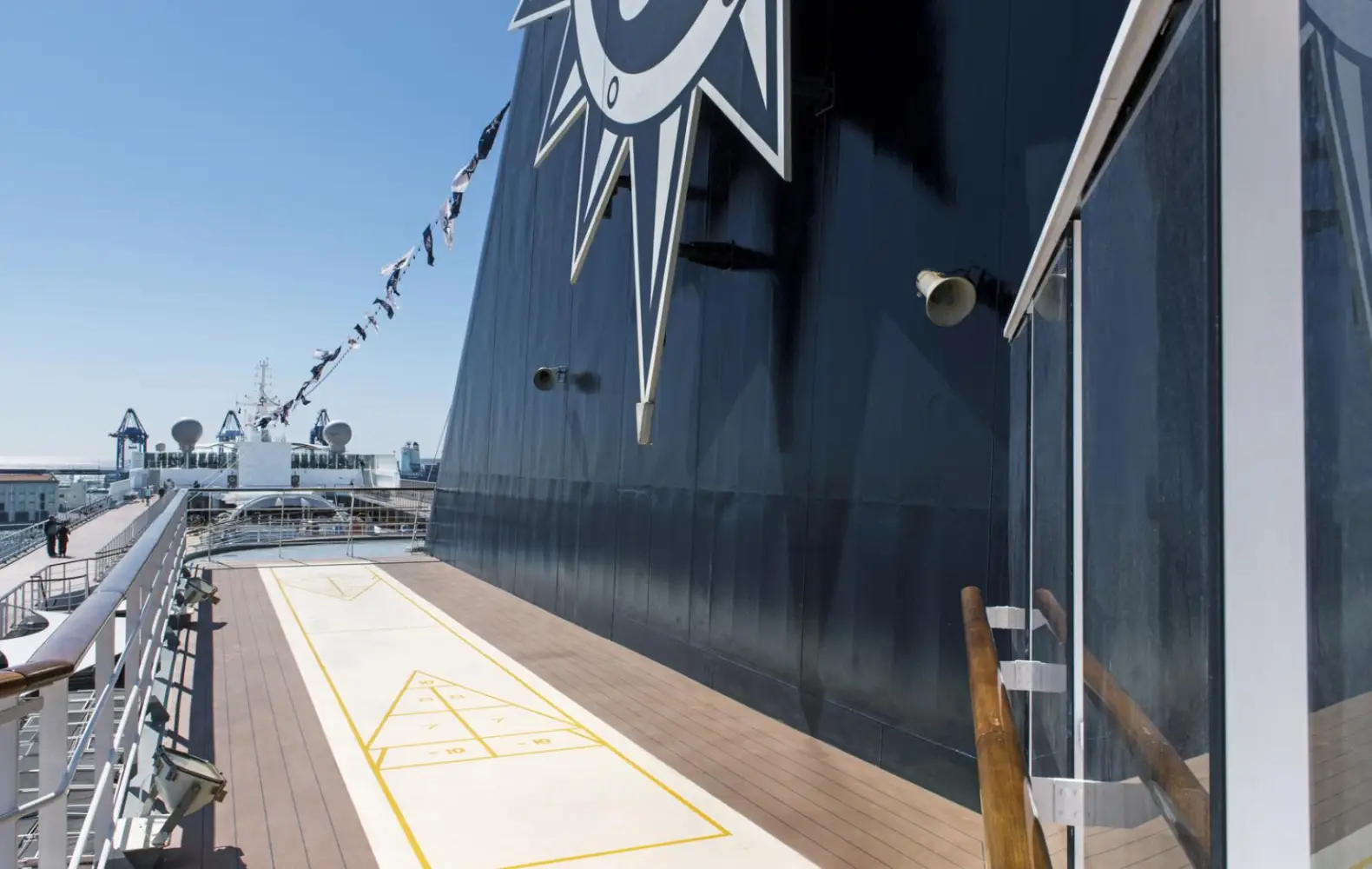 sx_13_shuffleboard.jpg