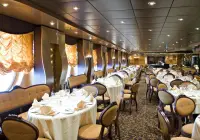 sp_05-06_la-reggia-restaurant-(10).jpg