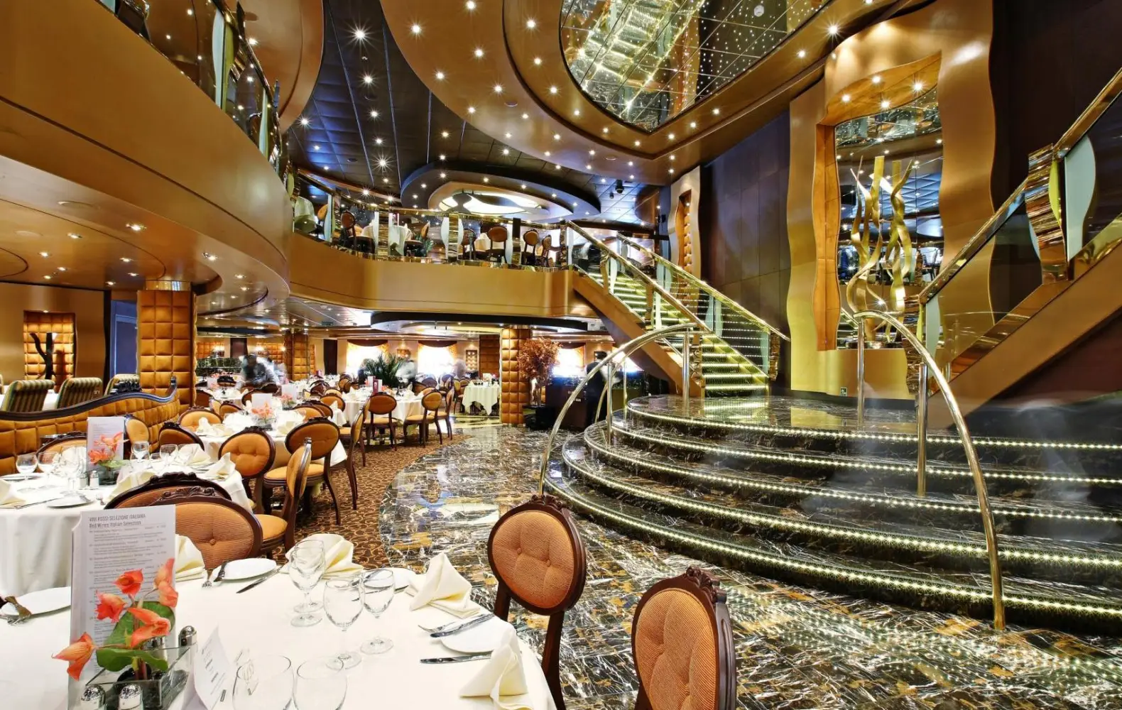 sp_05-06_la-reggia-restaurant-(12).jpg