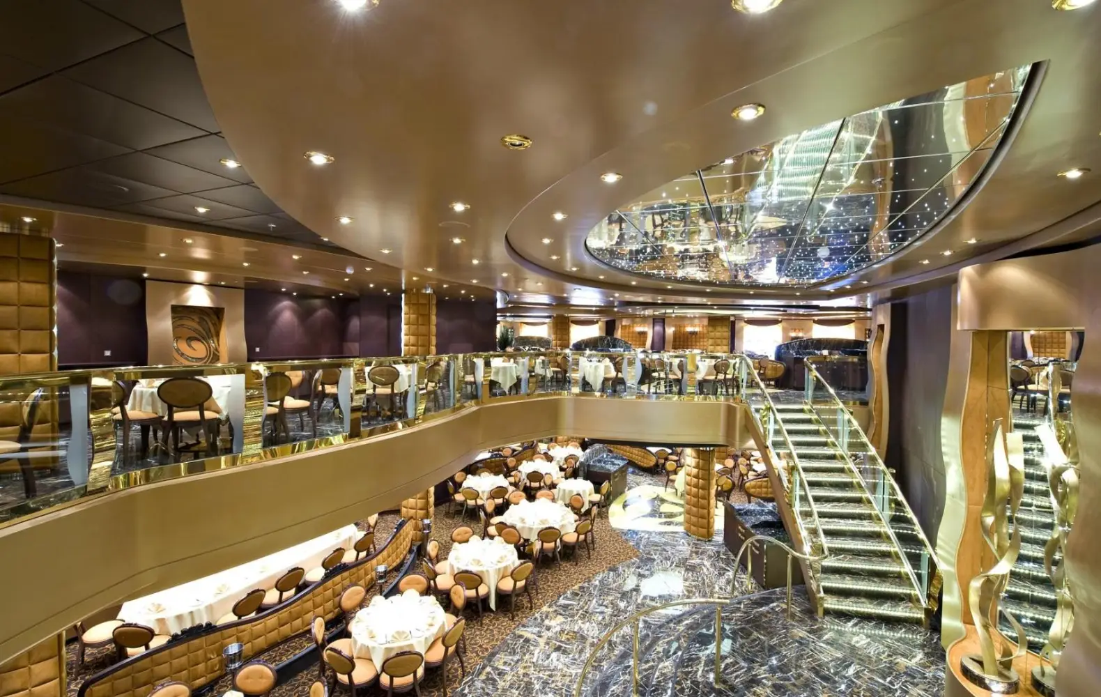 sp_05-06_la-reggia-restaurant-(6).jpg
