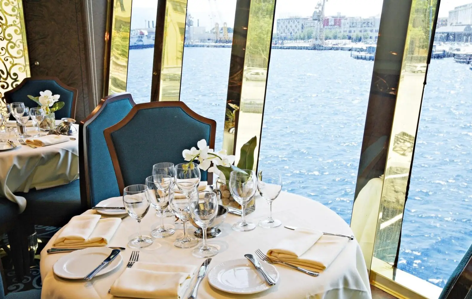 sp_06_ville-verde-restaurant-(2).jpg