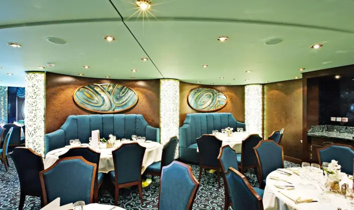 sp_06_ville-verde-restaurant-(3).jpg