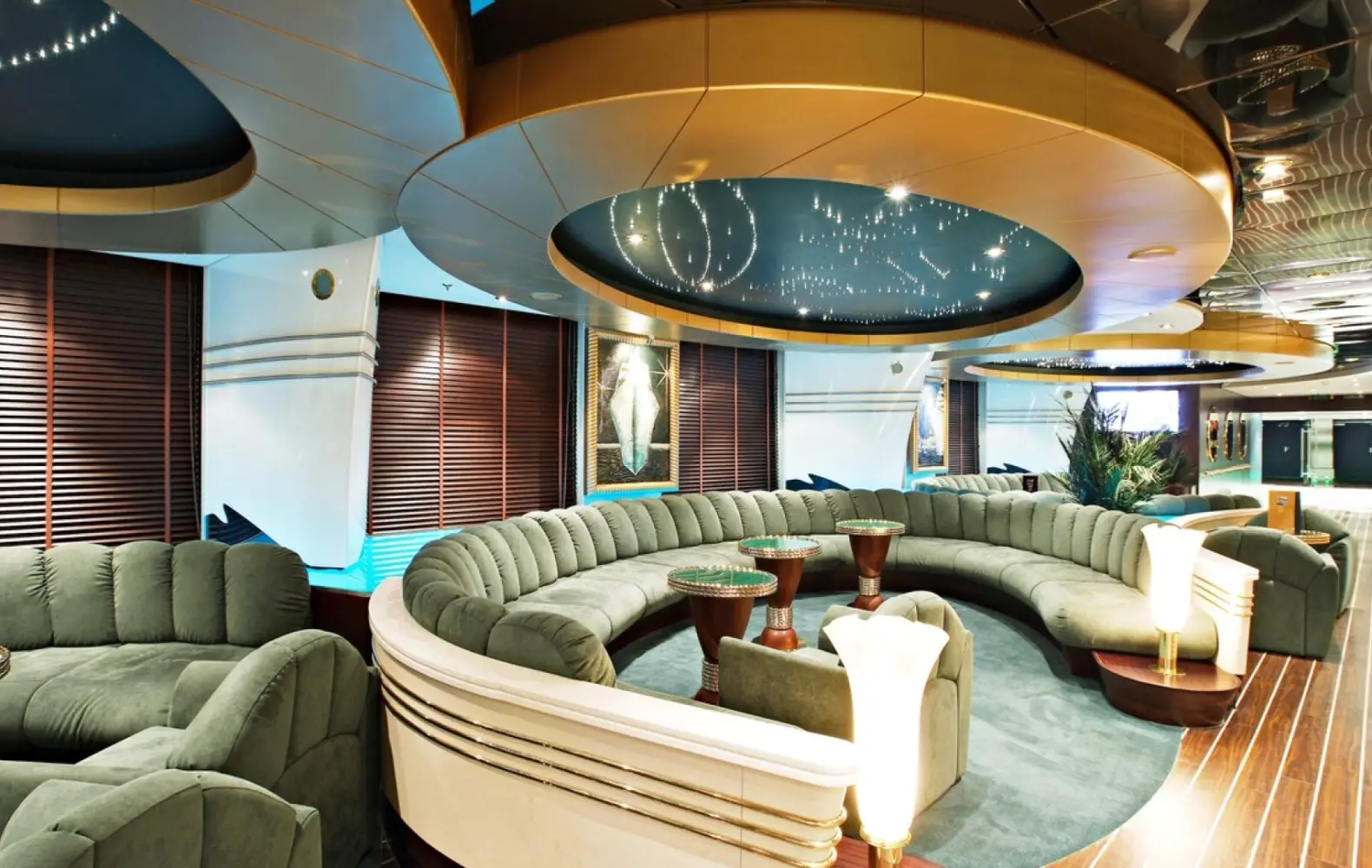 sp_07_la-prua-piano-bar-(1).jpg