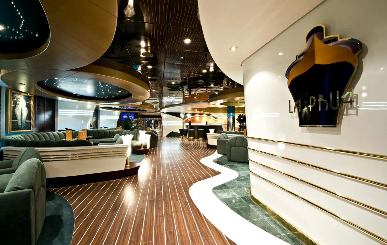 sp_07_la-prua-piano-bar-(5).jpg