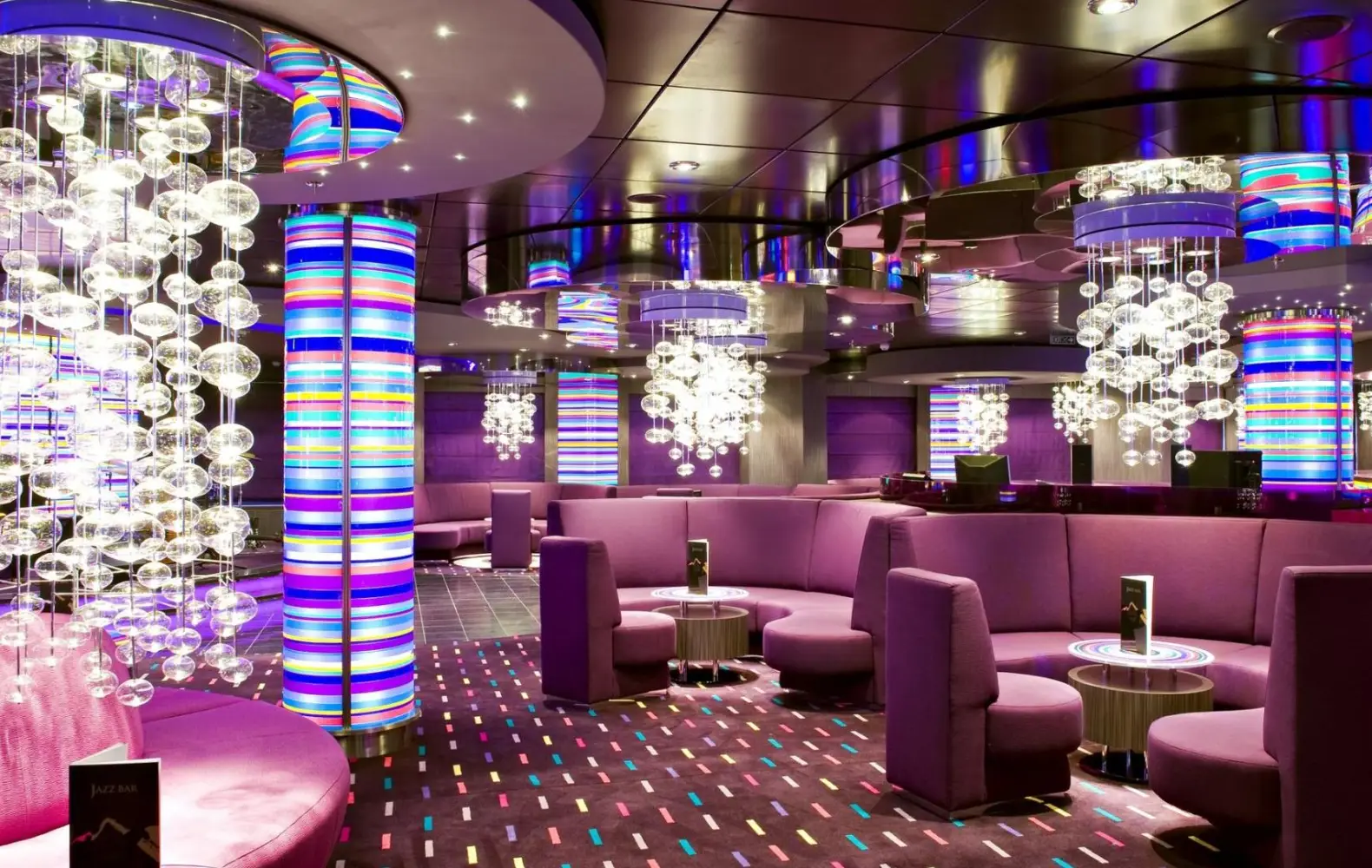 sp_07_the-purple-jazz-bar-(10).jpg