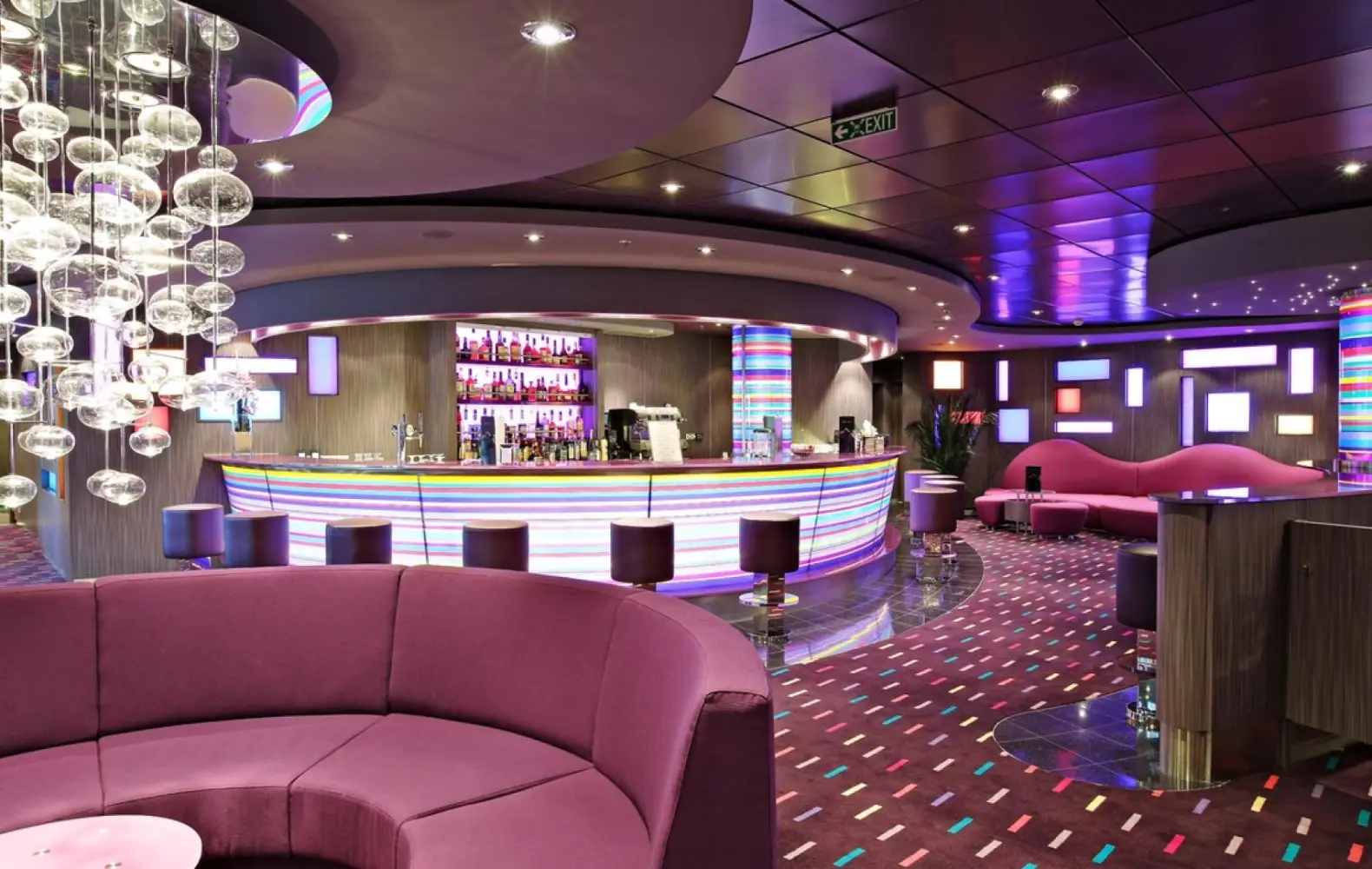sp_07_the-purple-jazz-bar-(5).jpg