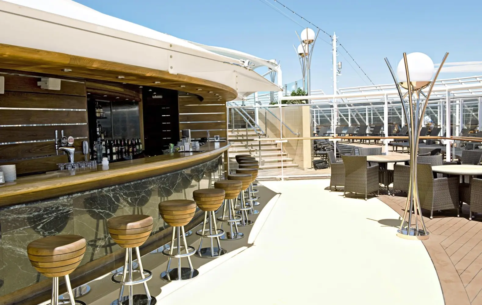 sp_18_the-one-bar-(1).jpg