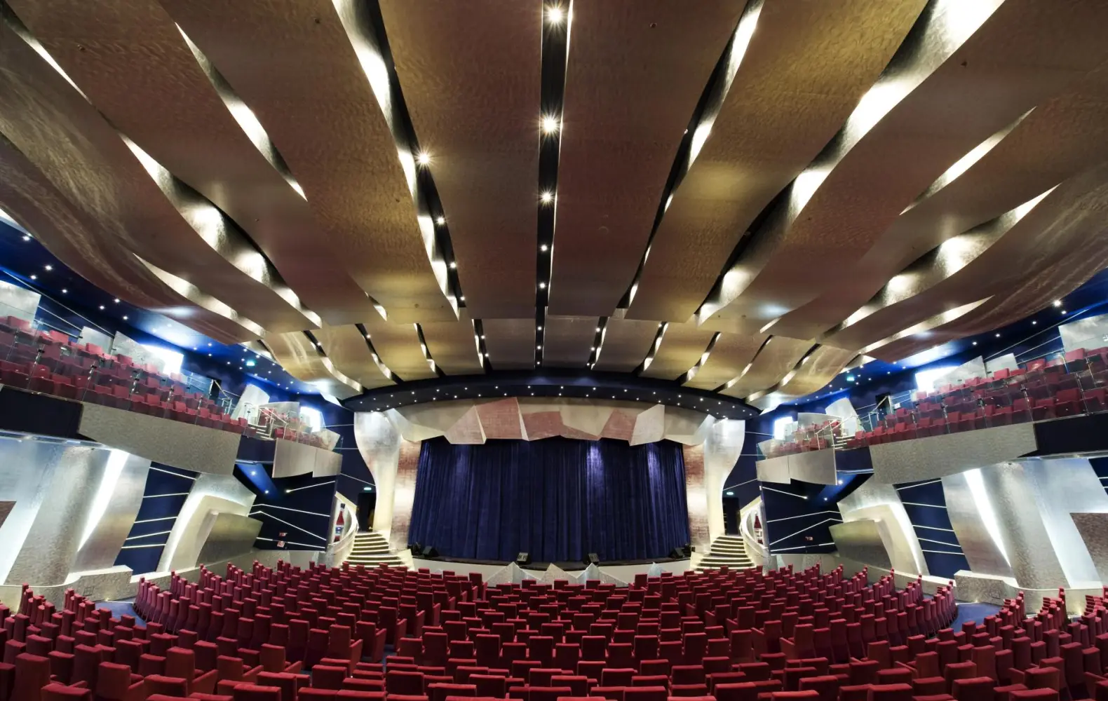 sp_05-07_the-strand-theatre-(2).jpg