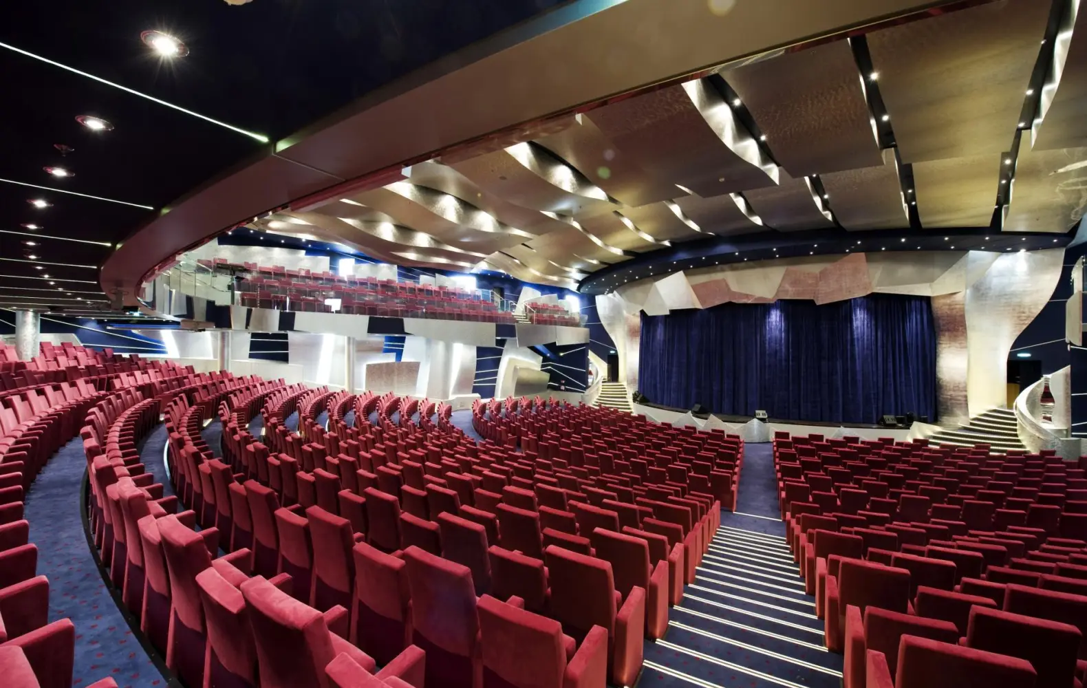 sp_05-07_the-strand-theatre-(5).jpg