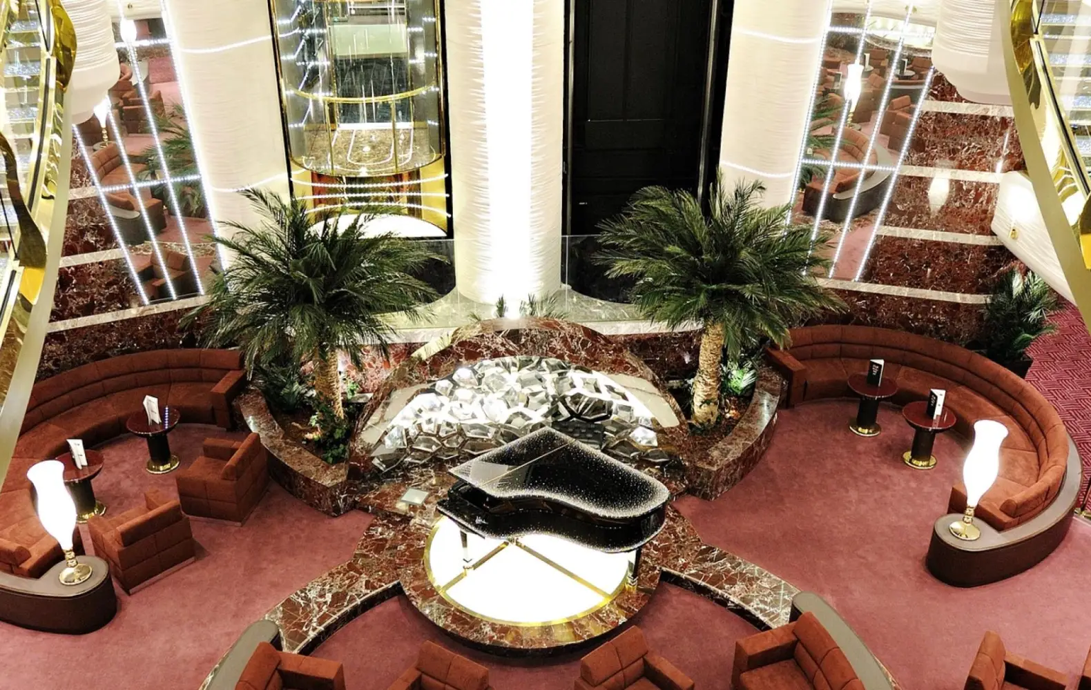 sp_05-09_reception-atrium-(2).jpg