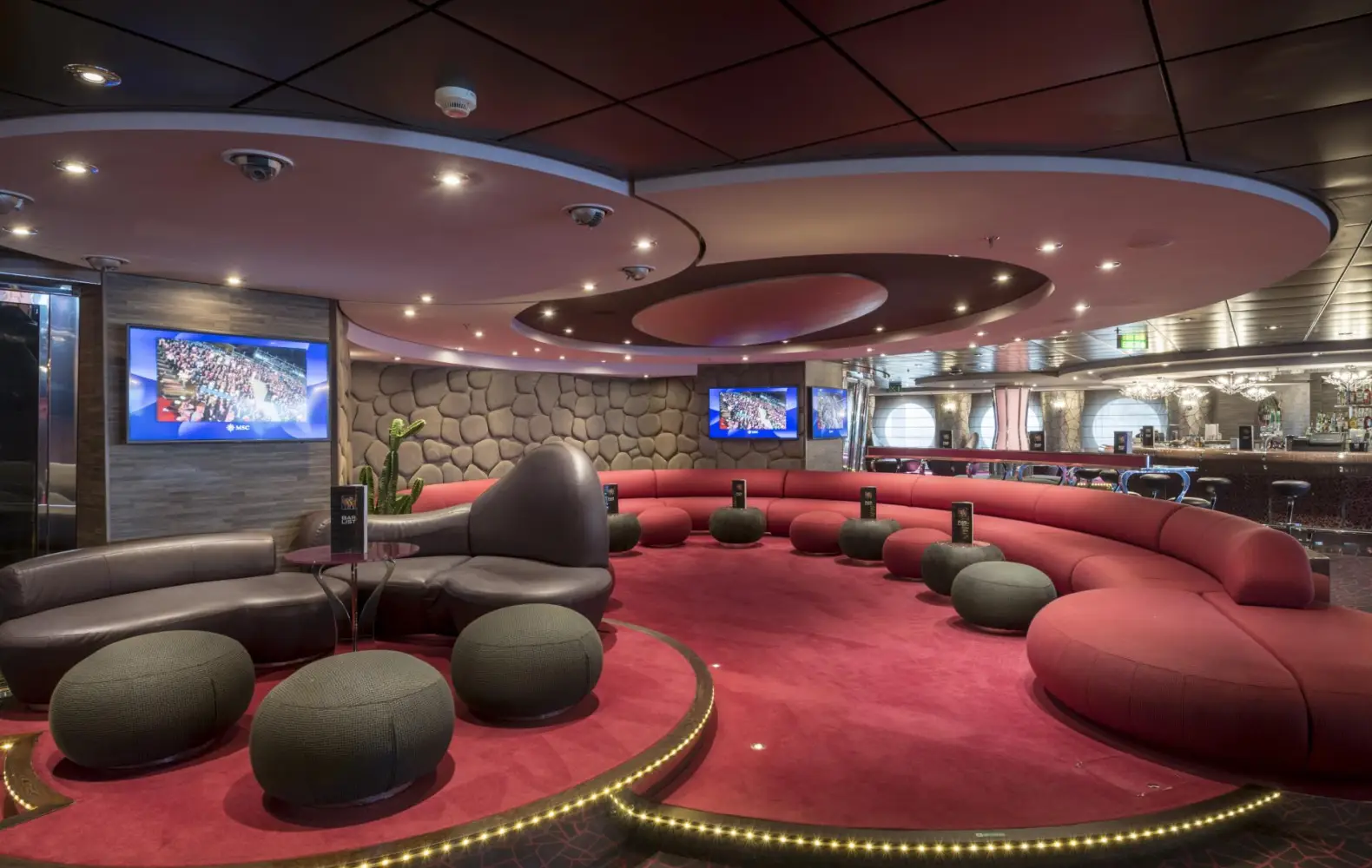 sp_07_the-aft-lounge-(1).jpg