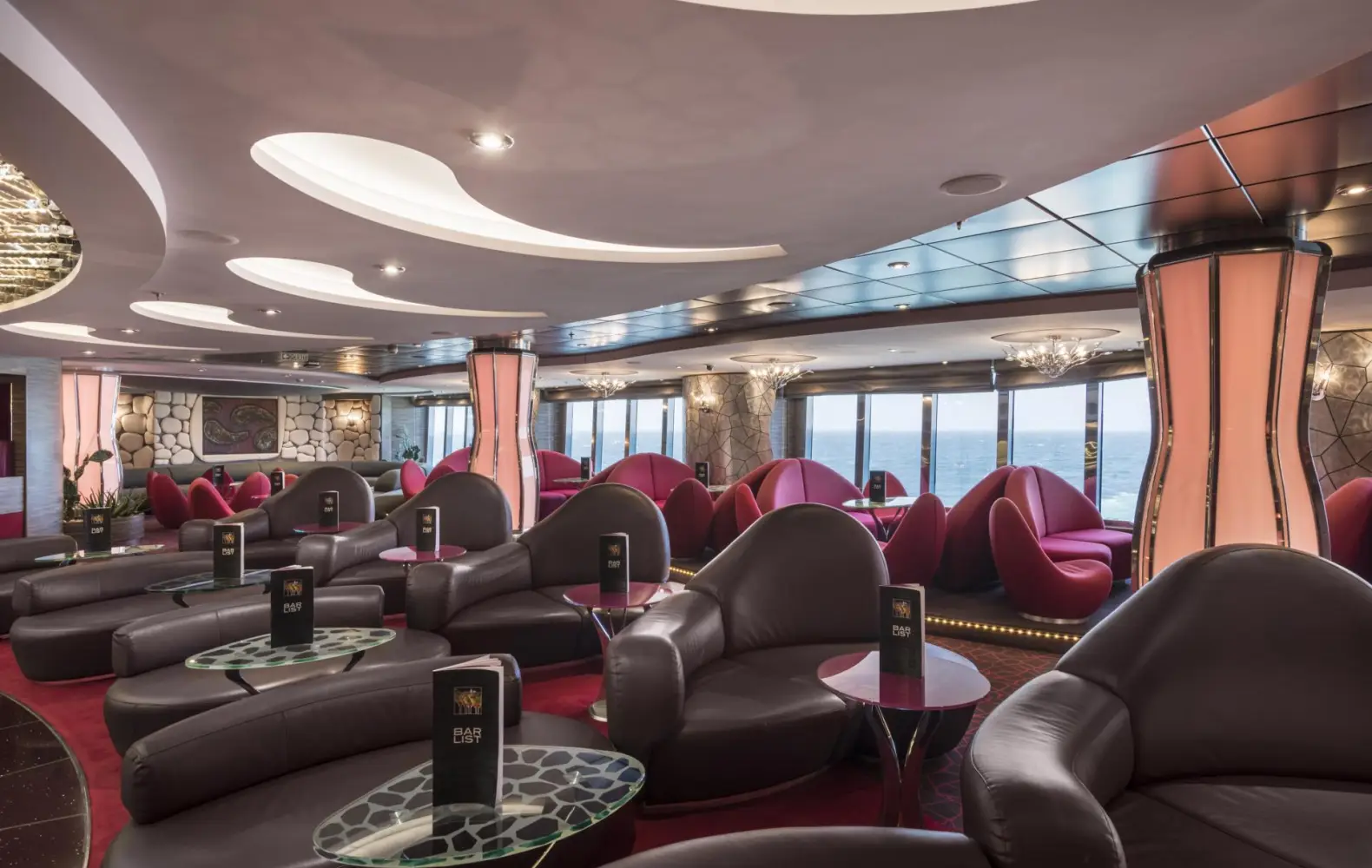 sp_07_the-aft-lounge-(2).jpg