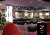 sp_07_the-aft-lounge-(6).jpg