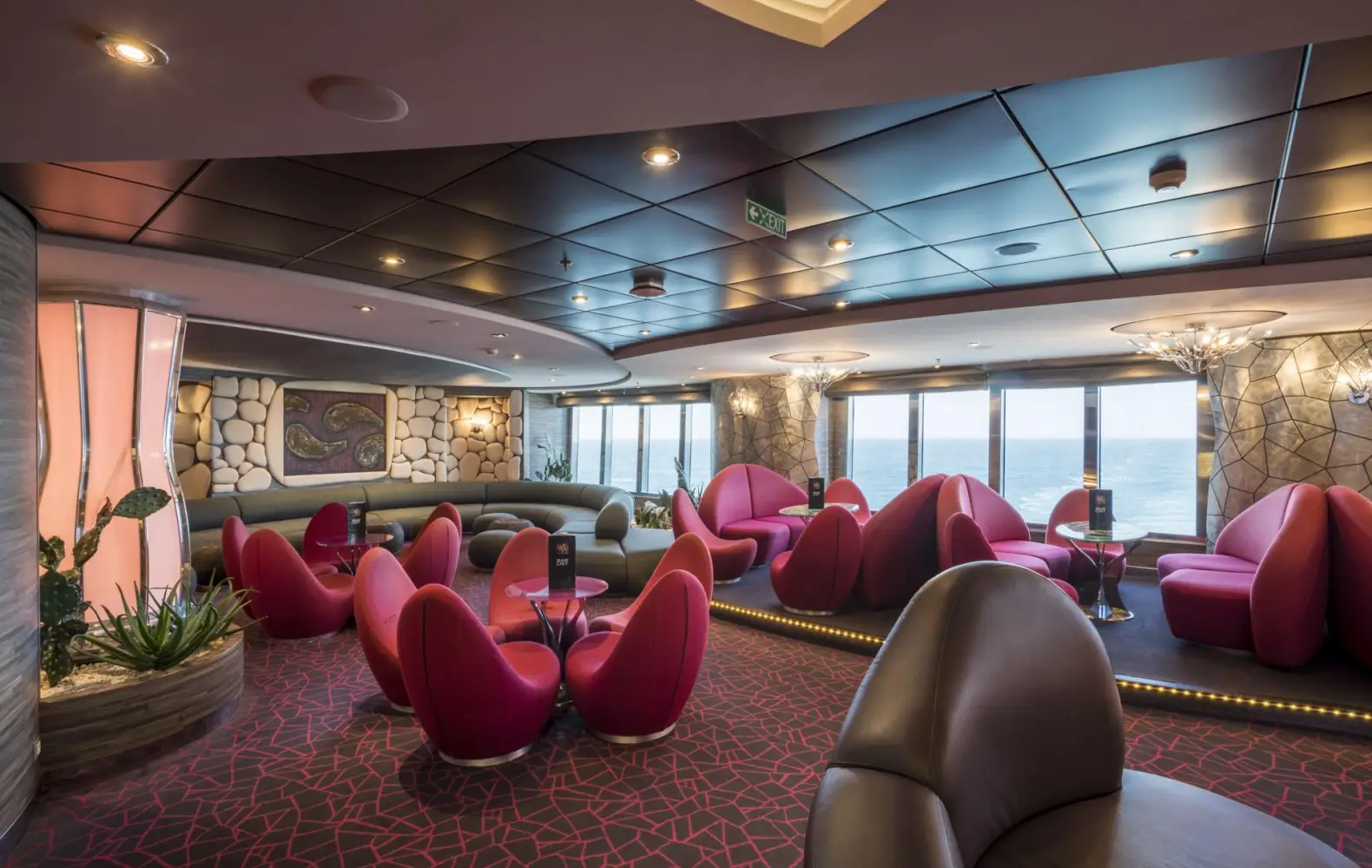 sp_07_the-aft-lounge-(7).jpg