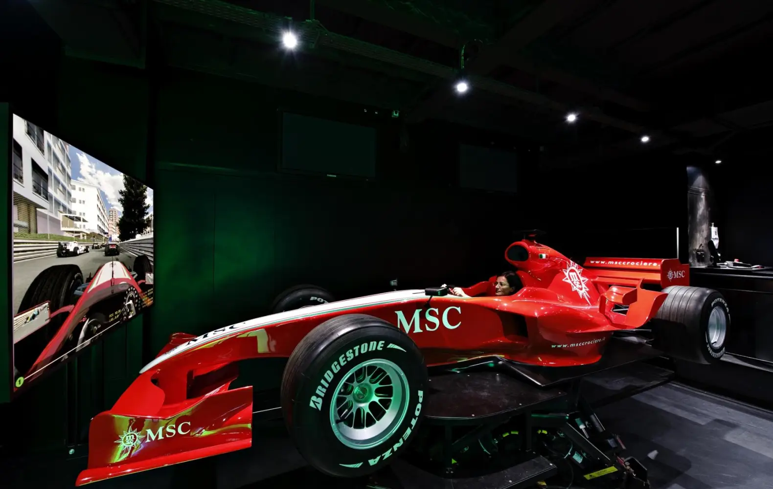 sp_16_f1-simulator-1701340577.jpg