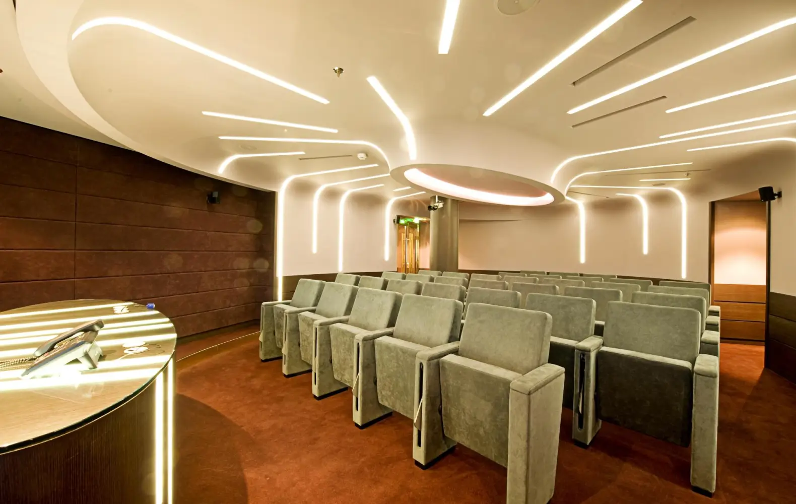 sp_05_business-center-(2).jpg