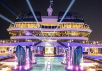 vi_15_atmosphere-pool-(1).jpg