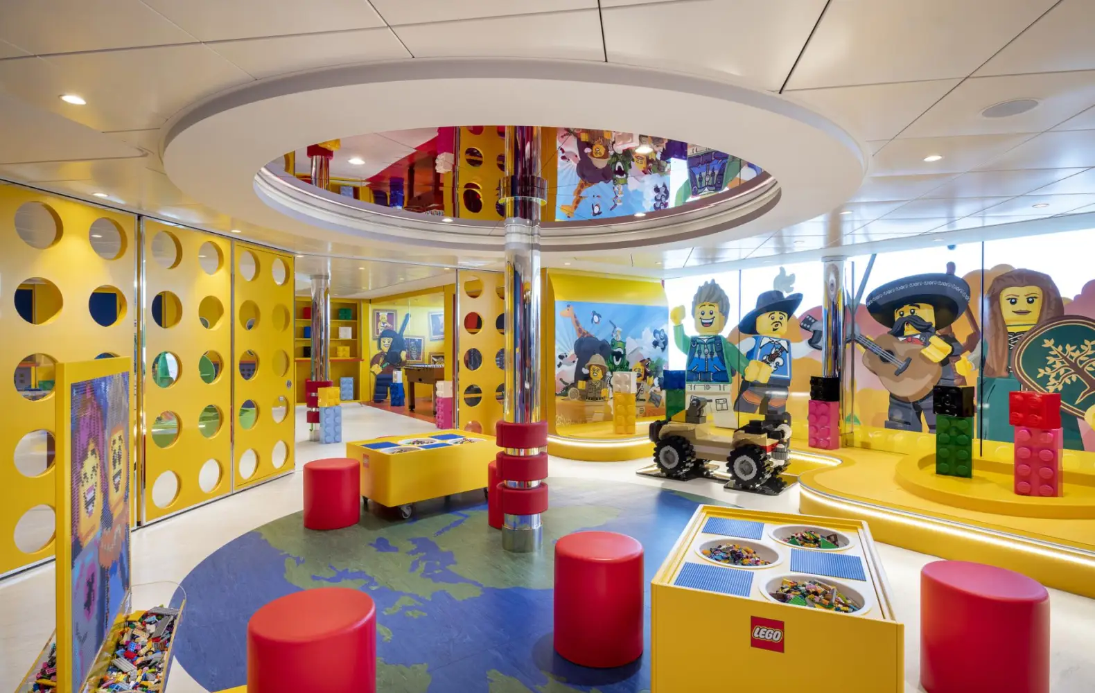 vi_18_mini-club-lego-(1).jpg