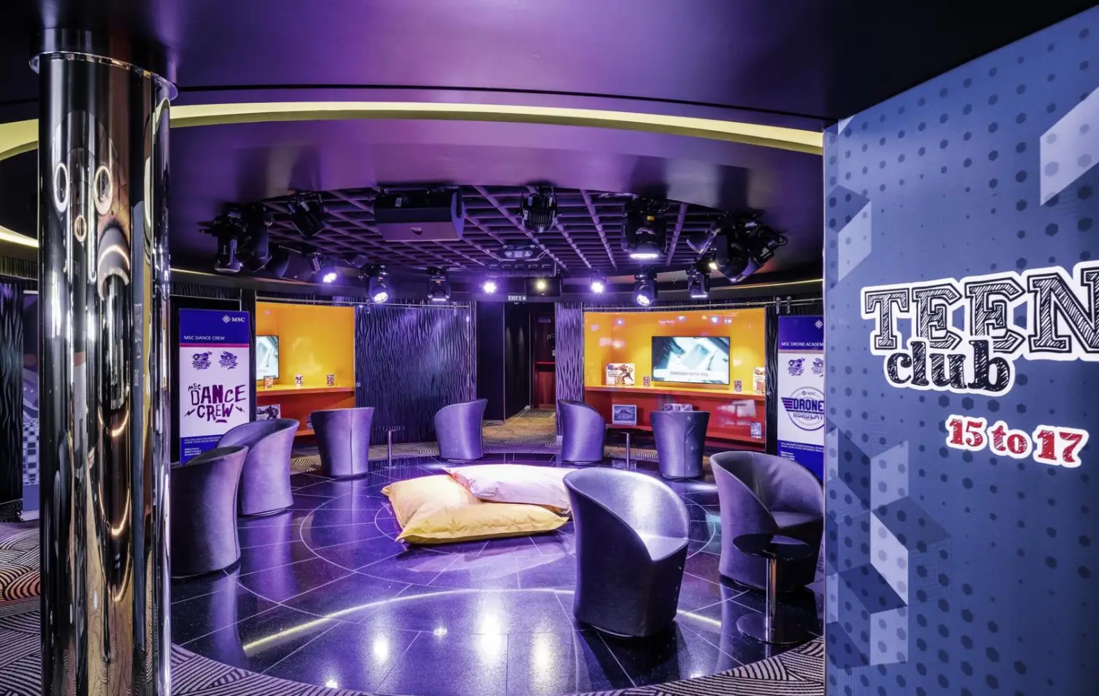 vi_18_teen-club-(3).jpg