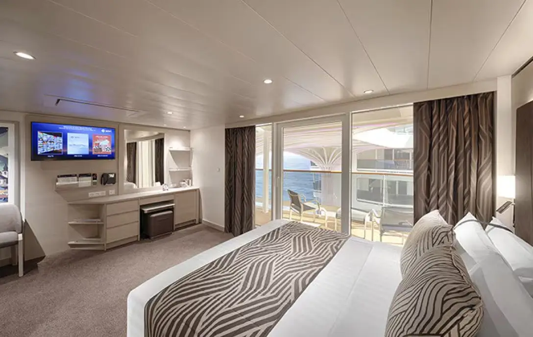 Deluxe Suite Aurea With Promenade & Ocean View (Duplicated)