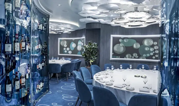 eu_06_bubbles-restaurant-(3).jpg