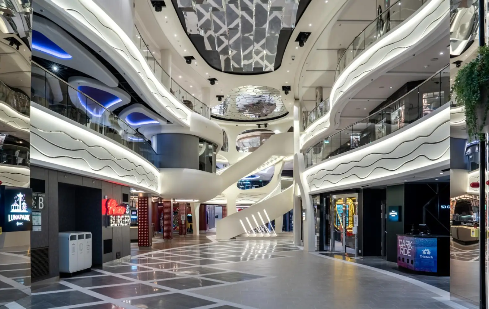 eu_06-08_galleria-world-(9).jpg