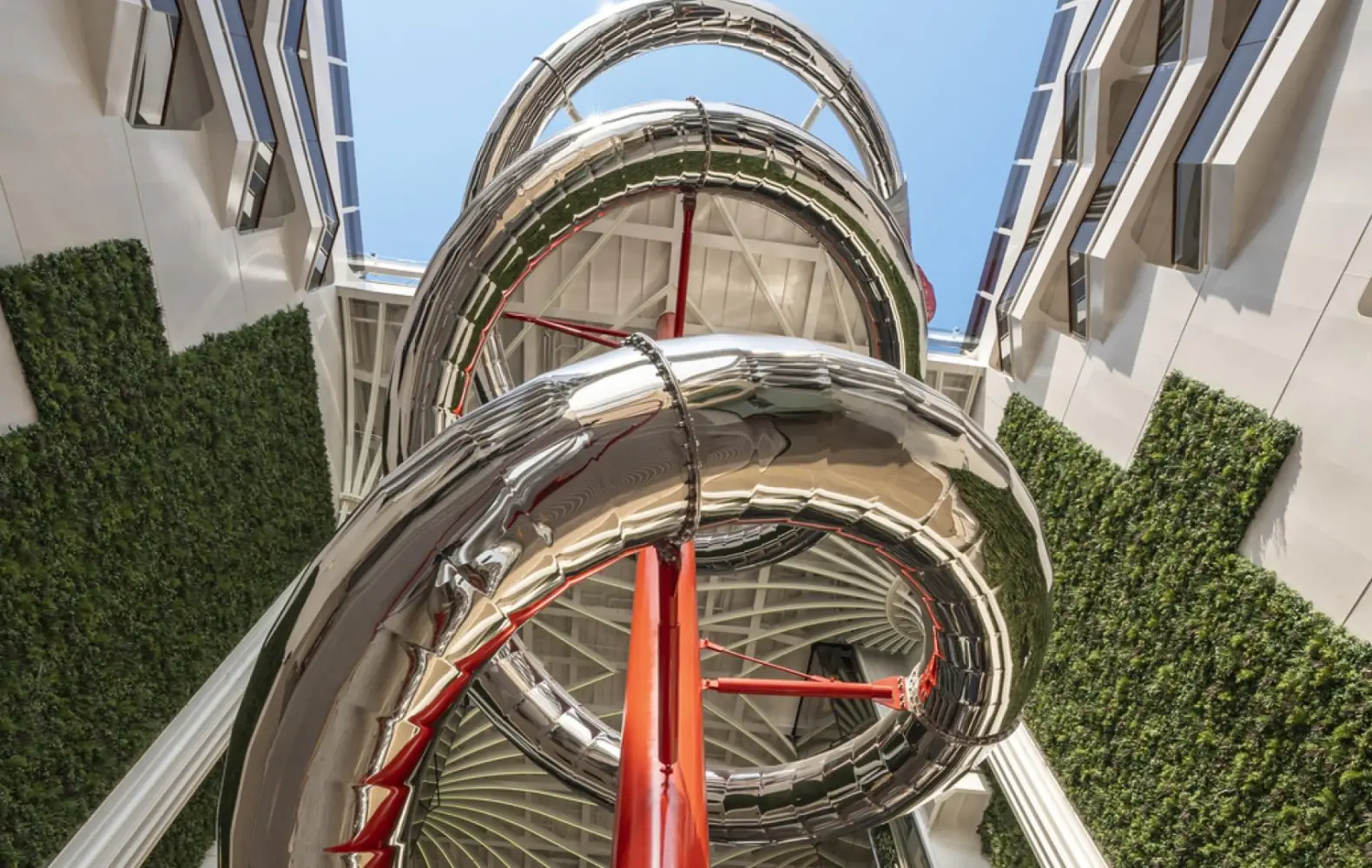 eu_08-20_venom-drop-at-spiral-(1).jpg